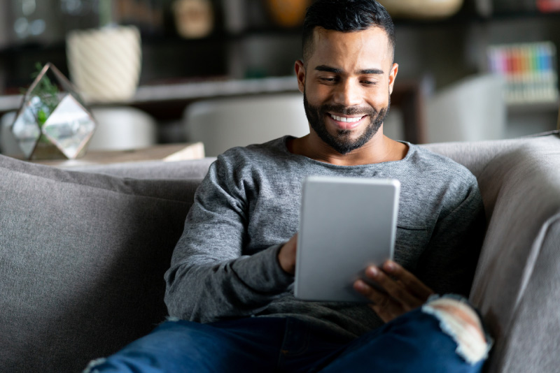 A man enrolling in the new Mortgage Center